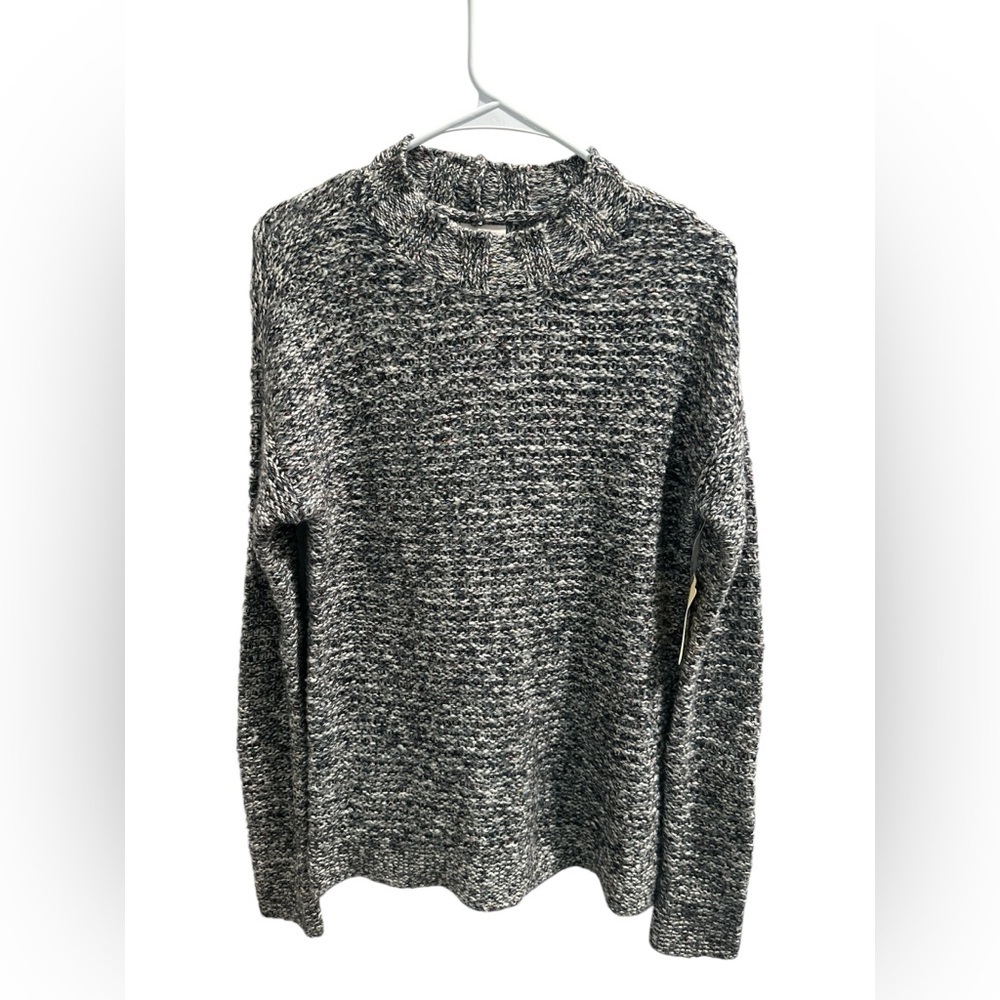 St. John's‎ Bay Women's Black Tweed Knit Sweater - Size M NWT